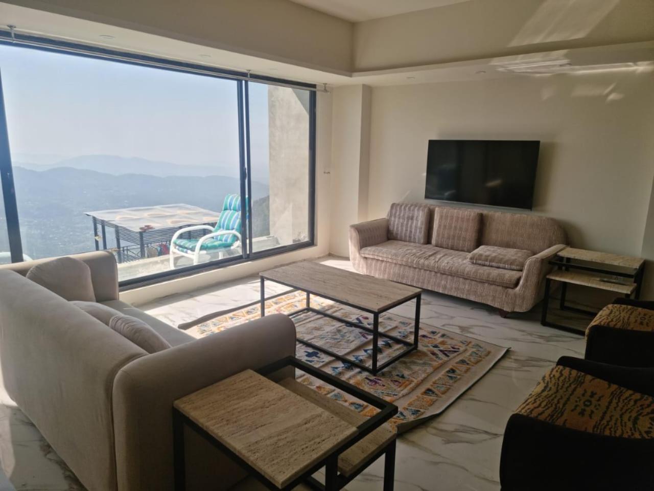 The Bliss Avenue Hotels Murree Esterno foto