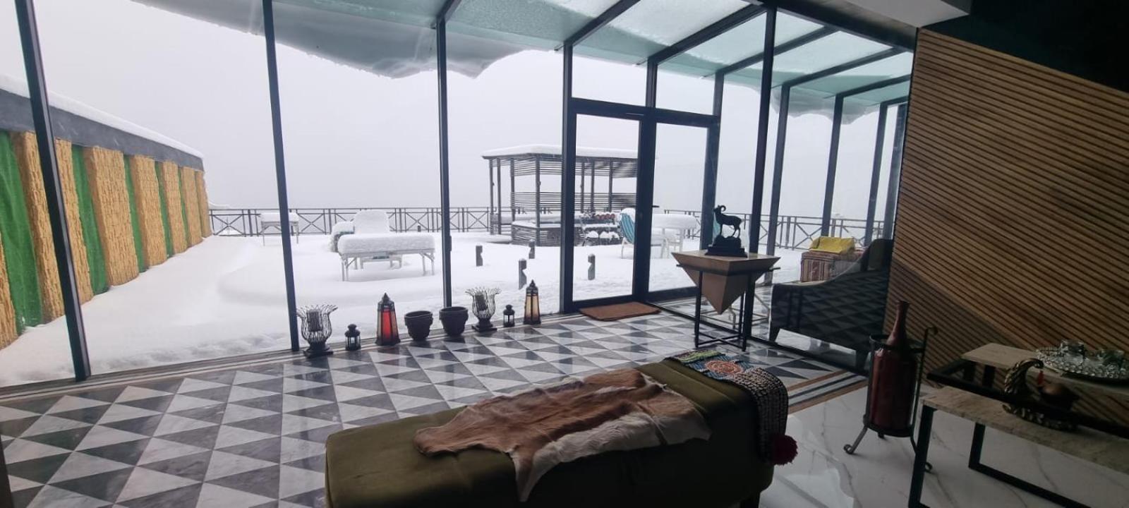 The Bliss Avenue Hotels Murree Esterno foto
