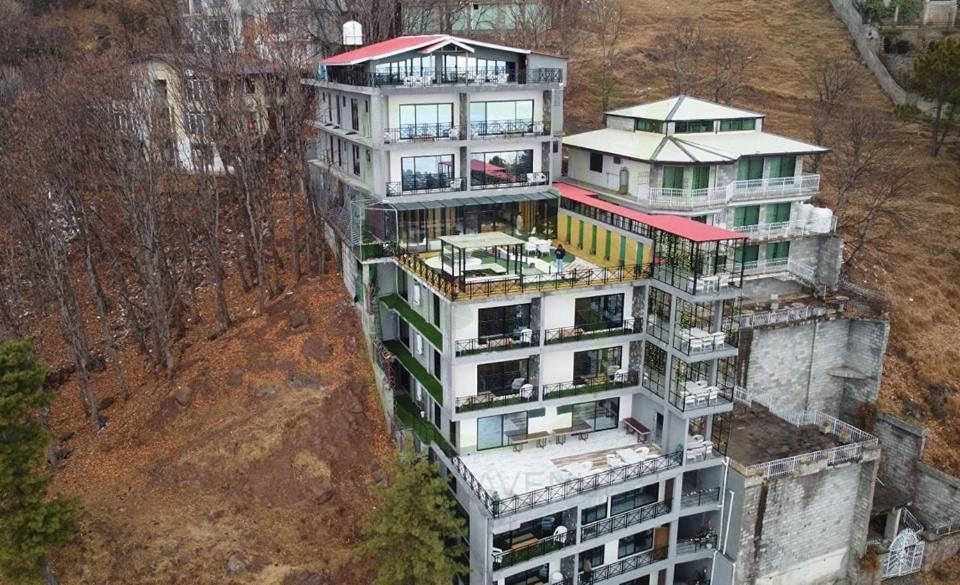 The Bliss Avenue Hotels Murree Esterno foto